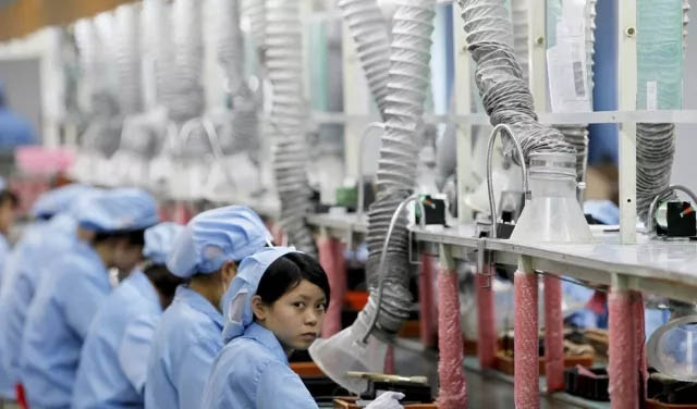 未来几年,制造业、服务业等劳动密集型产业的招工将更加困难,劳动力成本也必将日益高涨