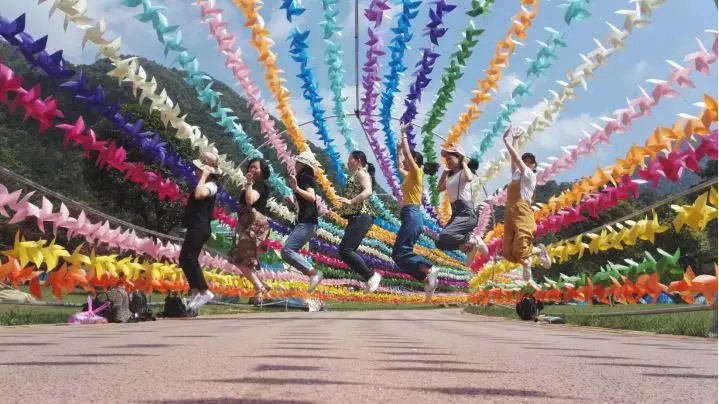 广东博皓家人们赴黄姚古镇、姑婆山旅游-13