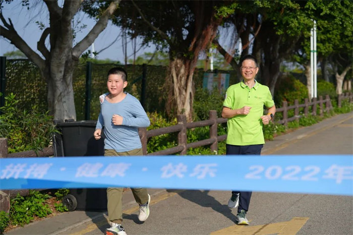 广东博皓“技压群雄谁知晓，赛场风云见真晓”第五届运动会    -6