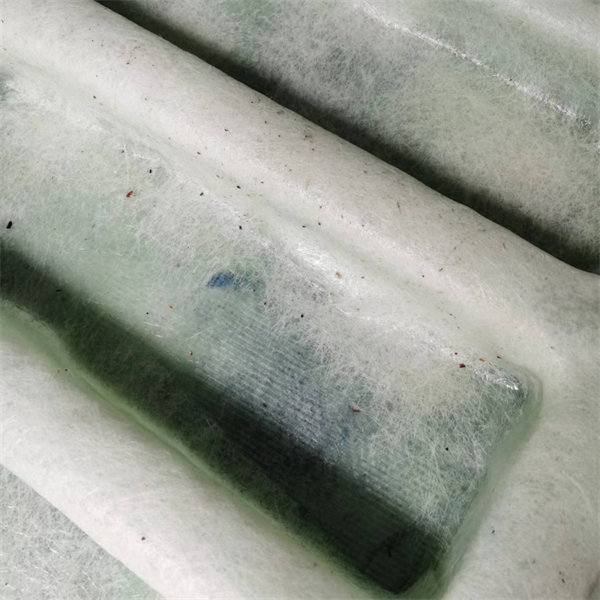 玻璃钢渔船的破损现象-白化