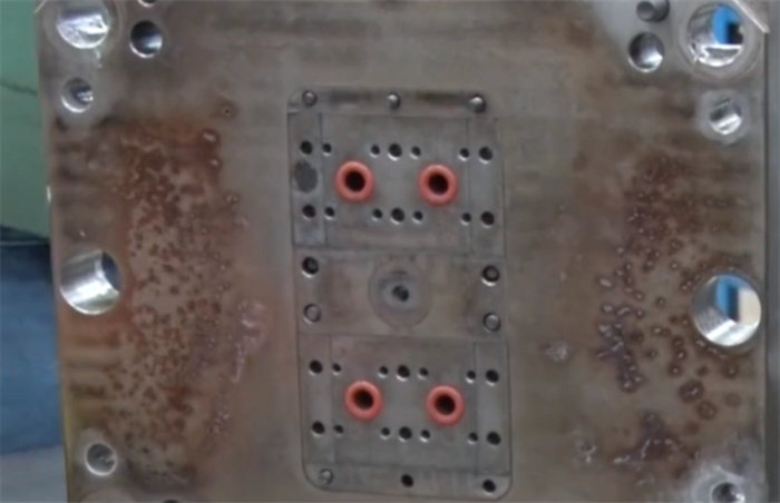 金属模具锈蚀
