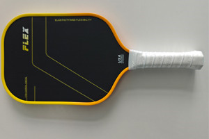 Pickleball匹克球拍 高品质碳纤维热压一体成型匹克拍竞赛拍 专业比赛用碳纤匹克球拍