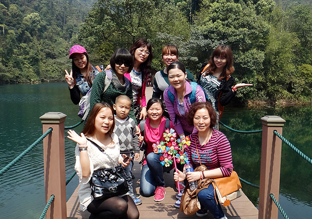 广州博皓晨会PK二等奖美女们肇庆鼎湖山一日游