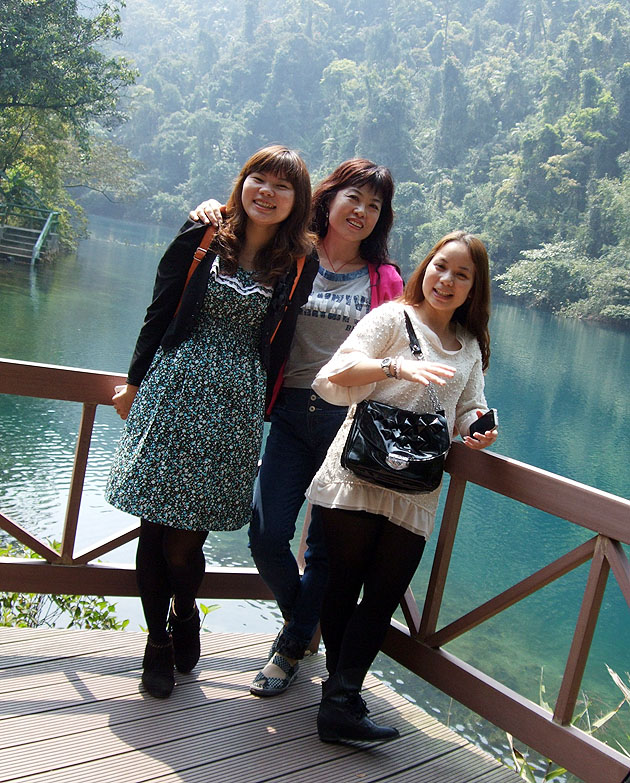 广州博皓晨会PK二等奖美女们肇庆鼎湖山一日游