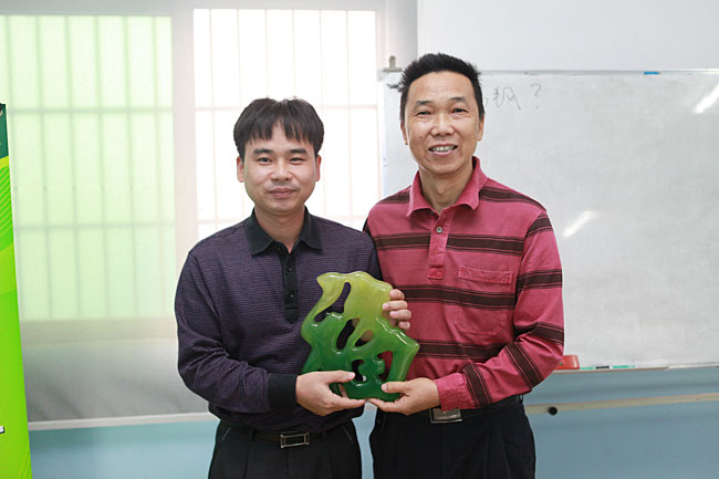 广州博皓复合材料有限公司玻璃钢模具操作培训班第3期第1天（谭永枝主讲）