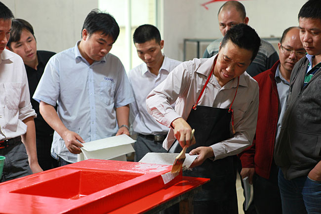 广州博皓复合材料有限公司玻璃钢模具操作培训班第3期第1天（谭永枝主讲）