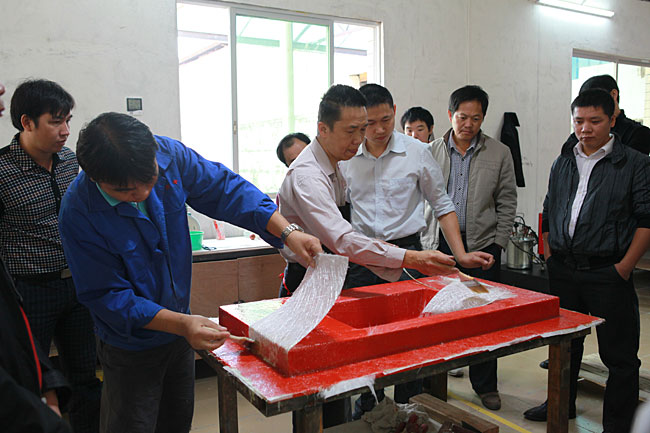 广州博皓复合材料有限公司玻璃钢模具操作培训班第3期第2天（谭永枝主讲）