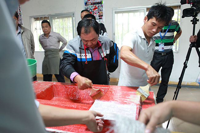 广州博皓复合材料有限公司玻璃钢模具操作培训班第3期第2天（谭永枝主讲）