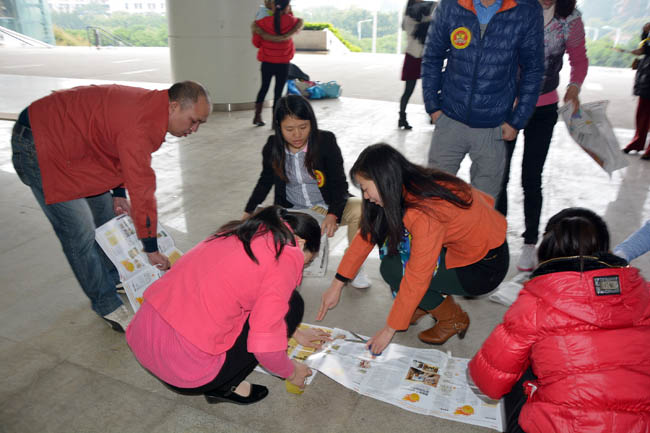 广州博皓学习小组广州大学城团队拓展游戏-无敌风火轮