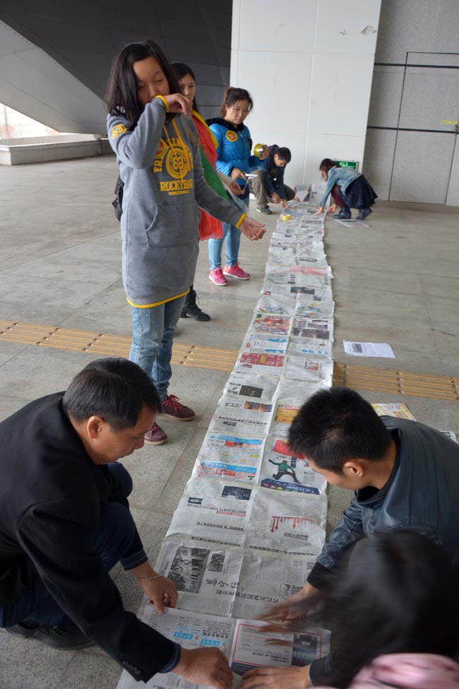 广州博皓学习小组广州大学城团队拓展游戏-无敌风火轮