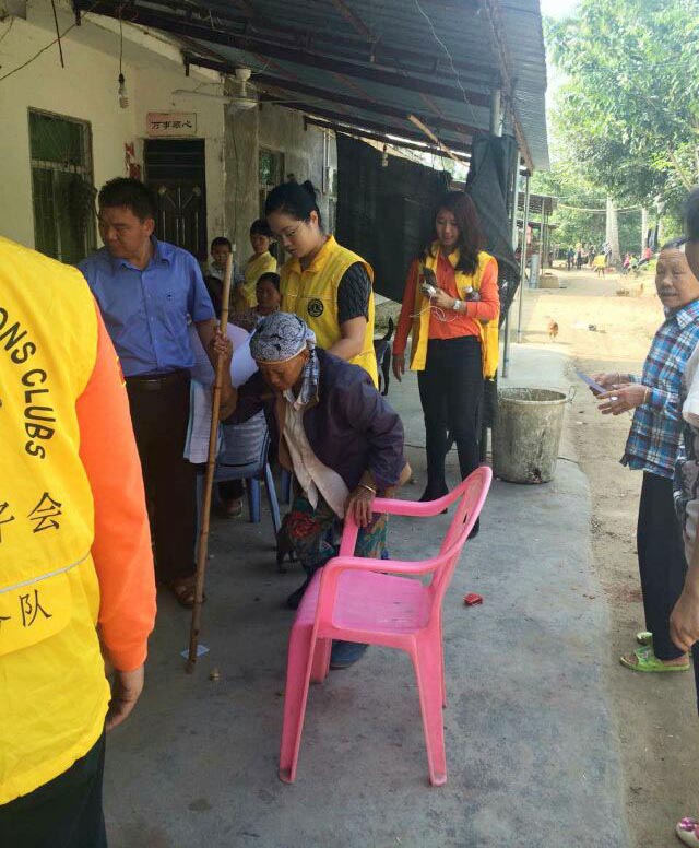 广州博皓复合材料有限公司参加广东狮子会星海服务队三亚免费白内障手术行动