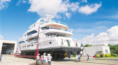 国内最长玻璃钢游艇