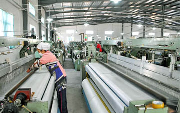 上犹大力发展玻纤产业