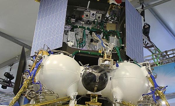 复合材料宇宙飞船