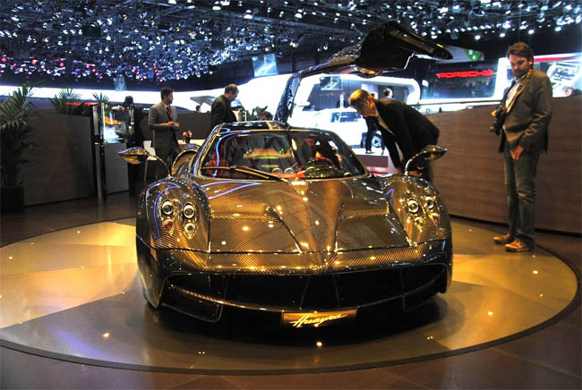 碳纤维增强复合材料在汽车工业的应用