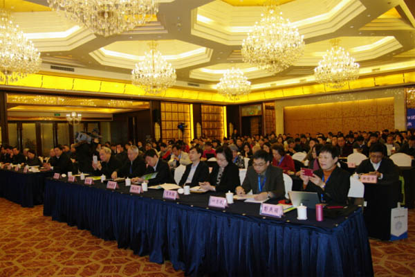 &ldquo;纺织之光&rdquo;中国车用纤维新材料及应用重点成果现场推广活动在江苏盐城召开