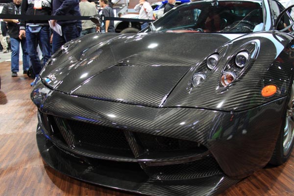 碳纤维复合材料汽车