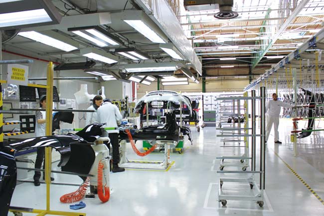 复合材料部件&ldquo;一次注模&rdquo;工艺助力佛吉亚获JEC世界创新奖