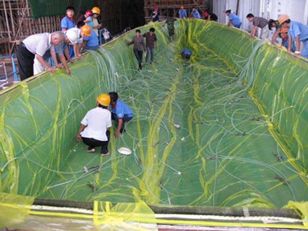 玻璃钢船艇真空导入工艺