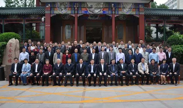 中国玻璃纤维与复合材料产业发展联盟在北京成立