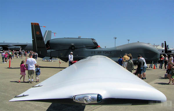 复合材料无人机