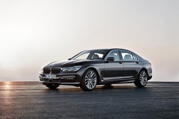 高端材料带来全新体验!碳纤维复合材料技术运用于全新BMW7系